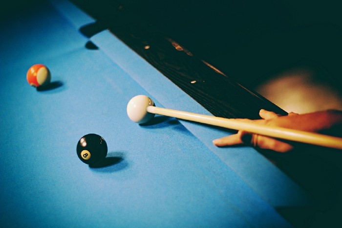 Cue stick, cue ball and 9 ball in billiards - illustrating root causes